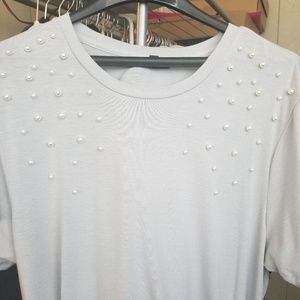 Tshirt with pearls